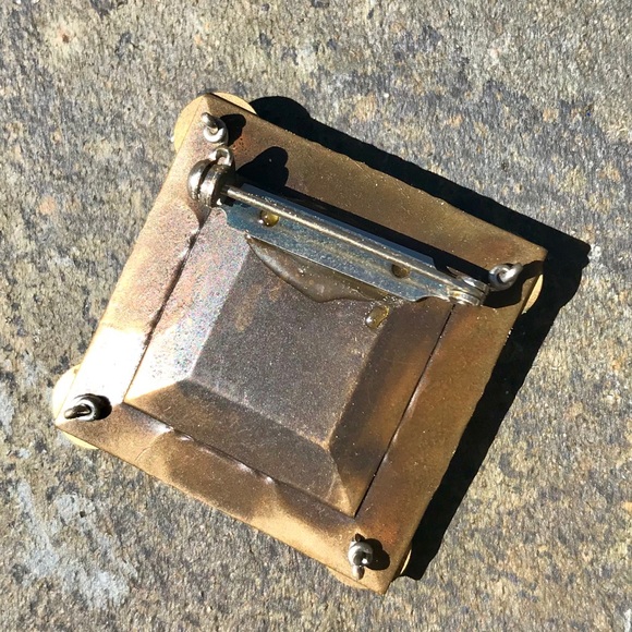 Artisan Heart Pin - Picture 4 of 4